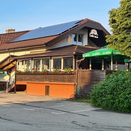 Salovci Gostisce Pri Rudiju酒店 外观 照片